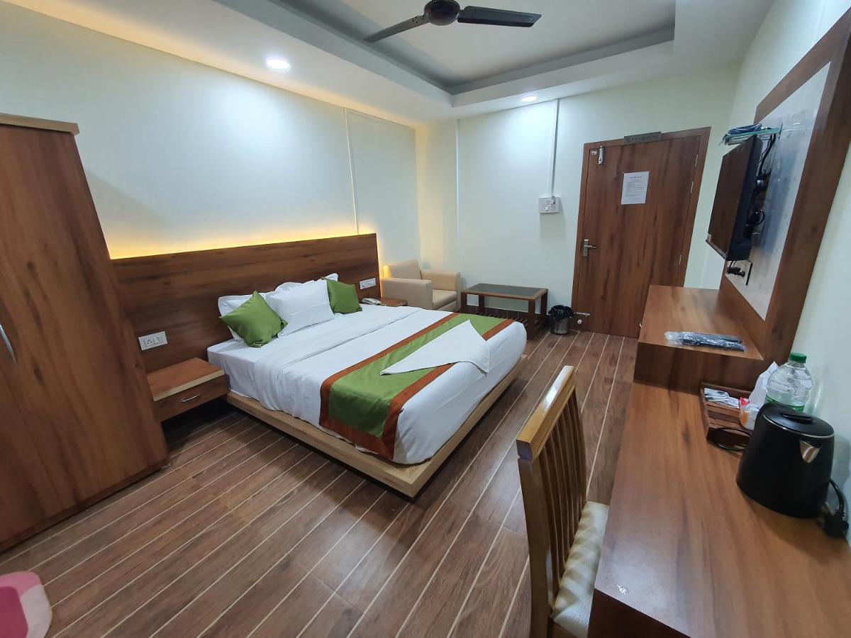 Hotel Deo Volente Sivasagar Dış mekan fotoğraf