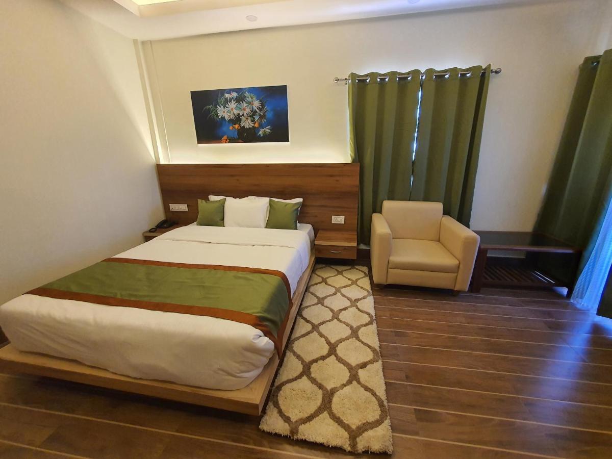 Hotel Deo Volente Sivasagar Dış mekan fotoğraf