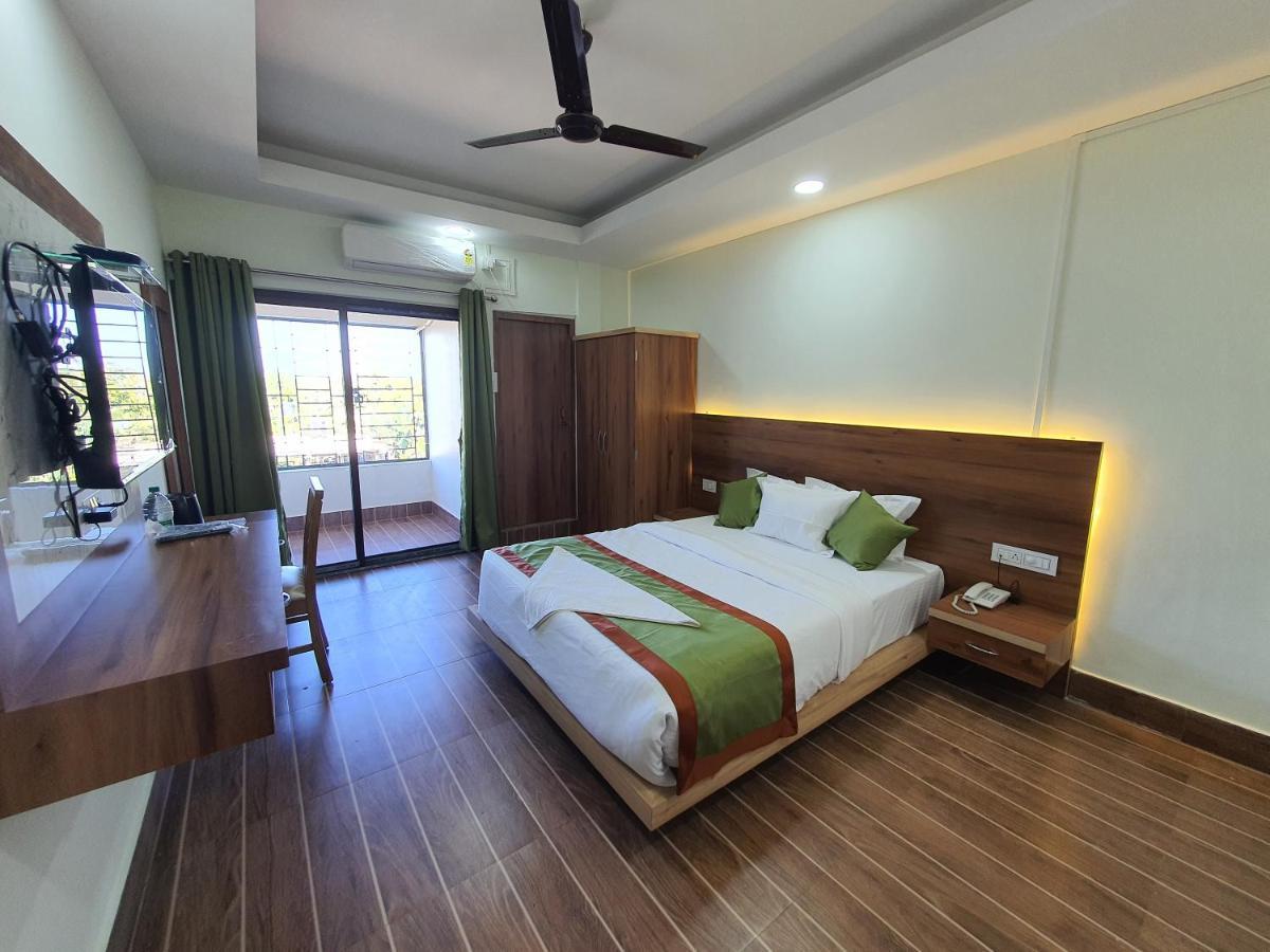 Hotel Deo Volente Sivasagar Dış mekan fotoğraf