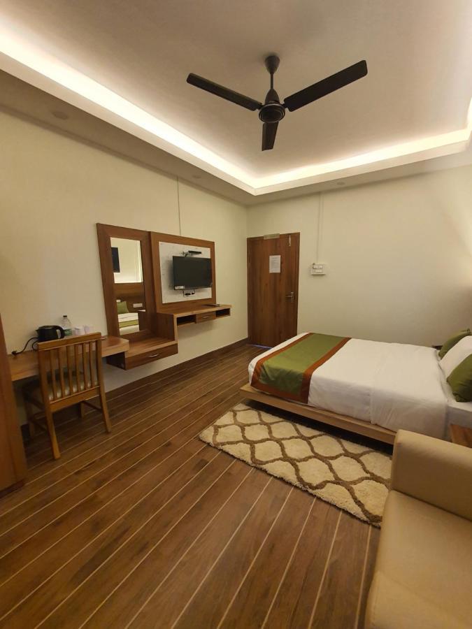 Hotel Deo Volente Sivasagar Dış mekan fotoğraf