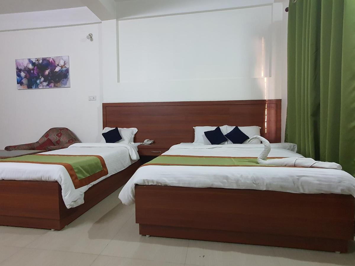 Hotel Deo Volente Sivasagar Dış mekan fotoğraf