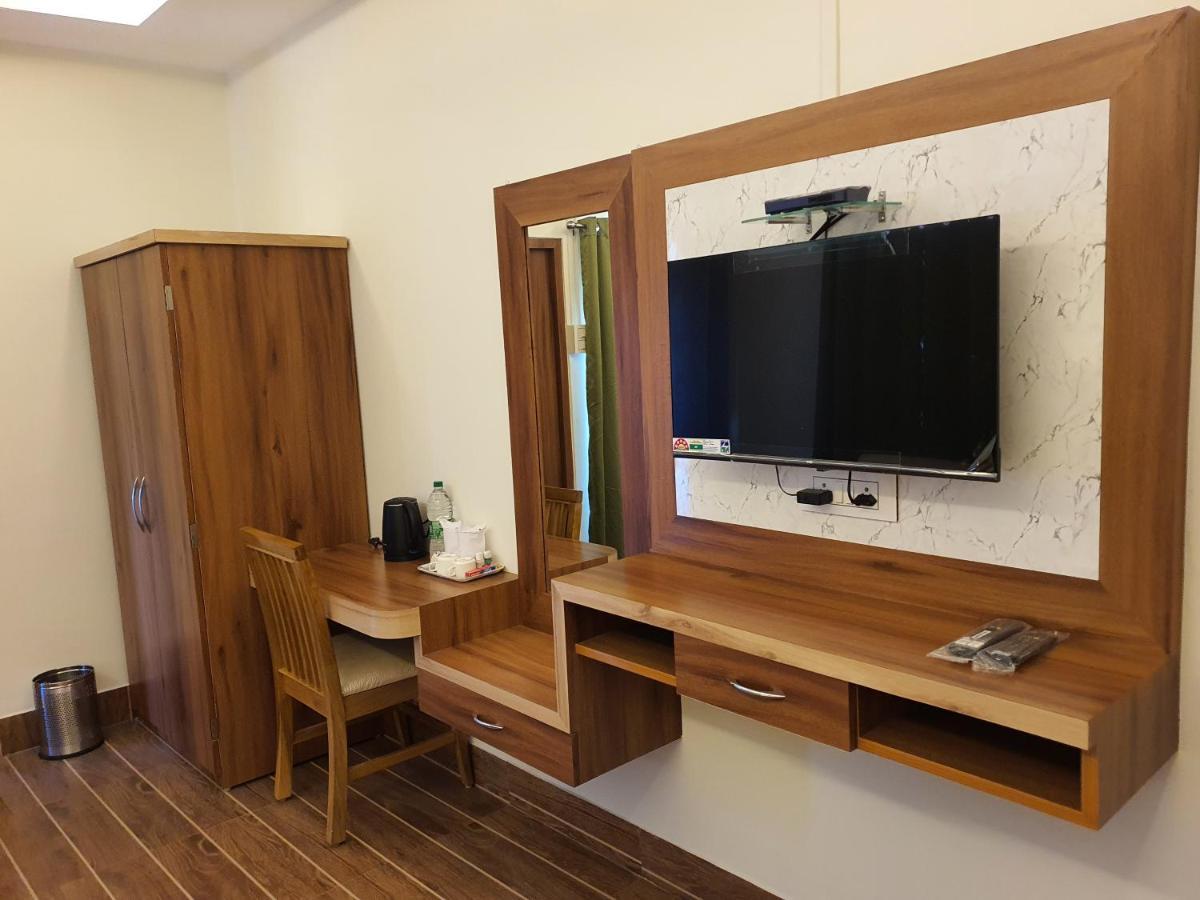 Hotel Deo Volente Sivasagar Dış mekan fotoğraf